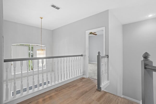 Building Photo - 2-Story pool home in The Fairways of Hunters Creek