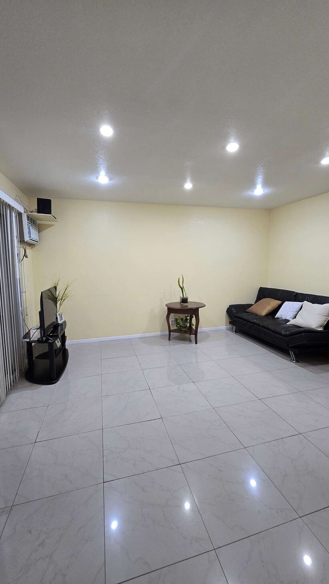 Building Photo - 11057 Dudley Way