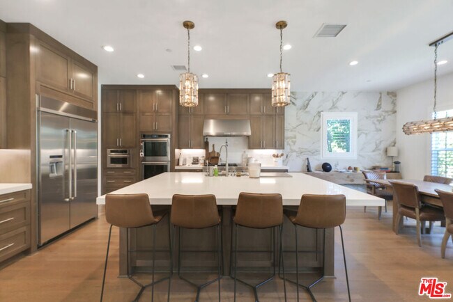 Building Photo - 20559 Wood Rose Ct