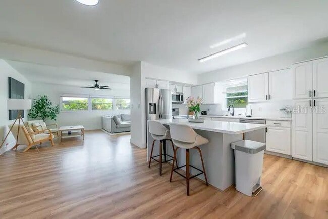 Building Photo - 430 Stimson St