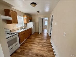 Building Photo - 222 Academy St