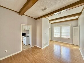 Building Photo - Coming Soon! 1 Bed 1 Bath at Broadway Apar...