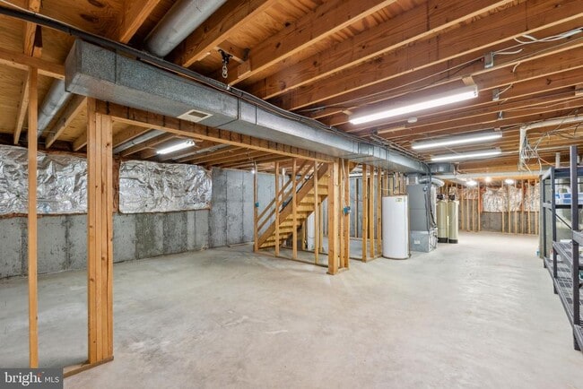 Building Photo - 12150 Breckinridge Ln