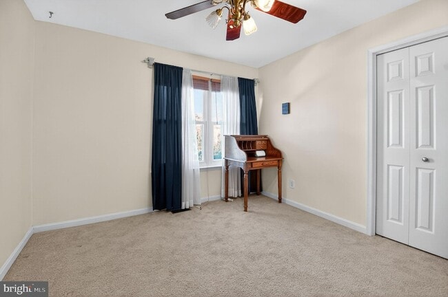 Building Photo - 22040 Caravel Ct