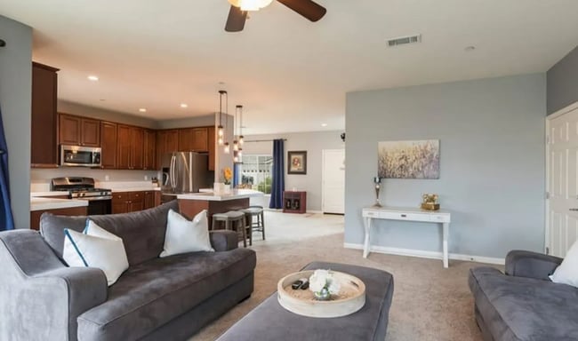 Building Photo - Heritage Square Newer Two Story in Gated D...