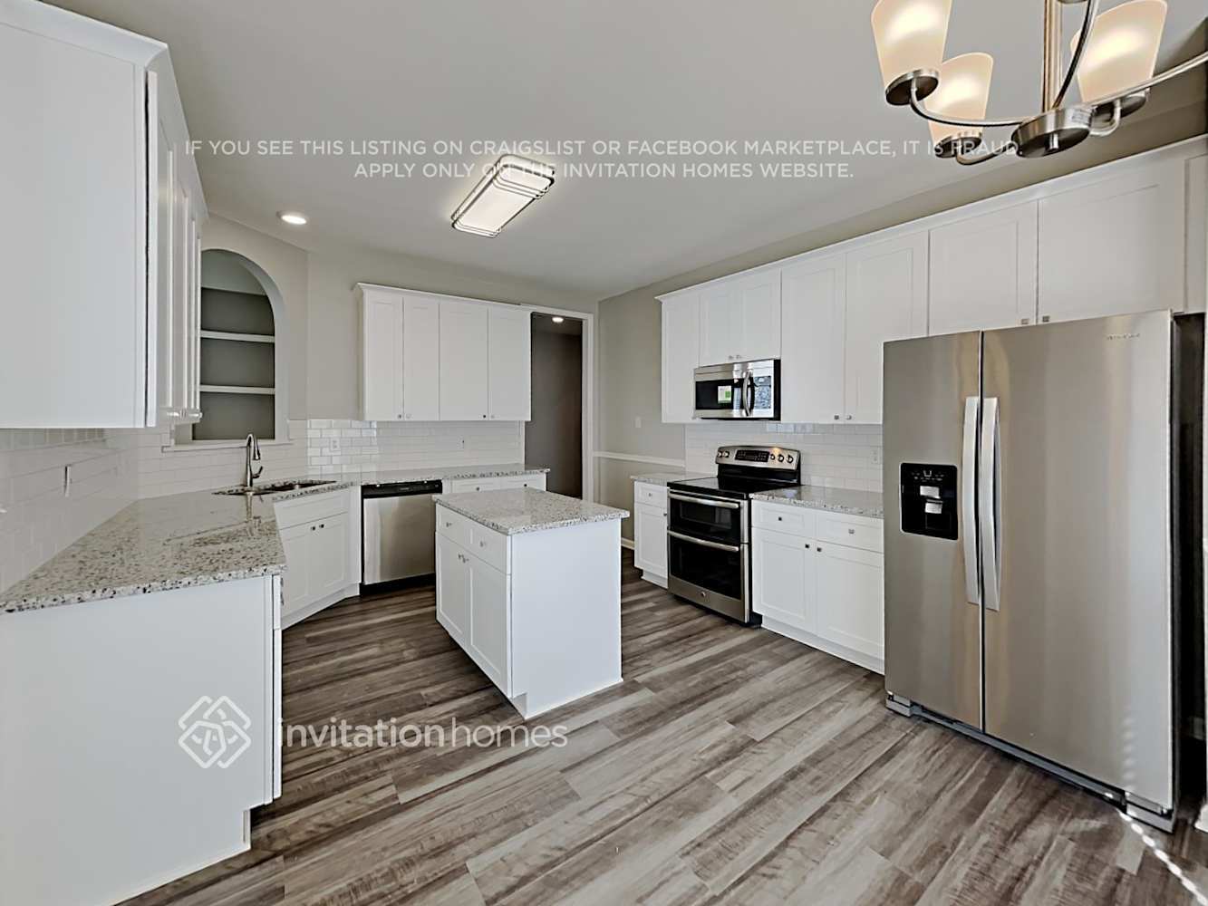 Building Photo - 594 Viking Pl SW