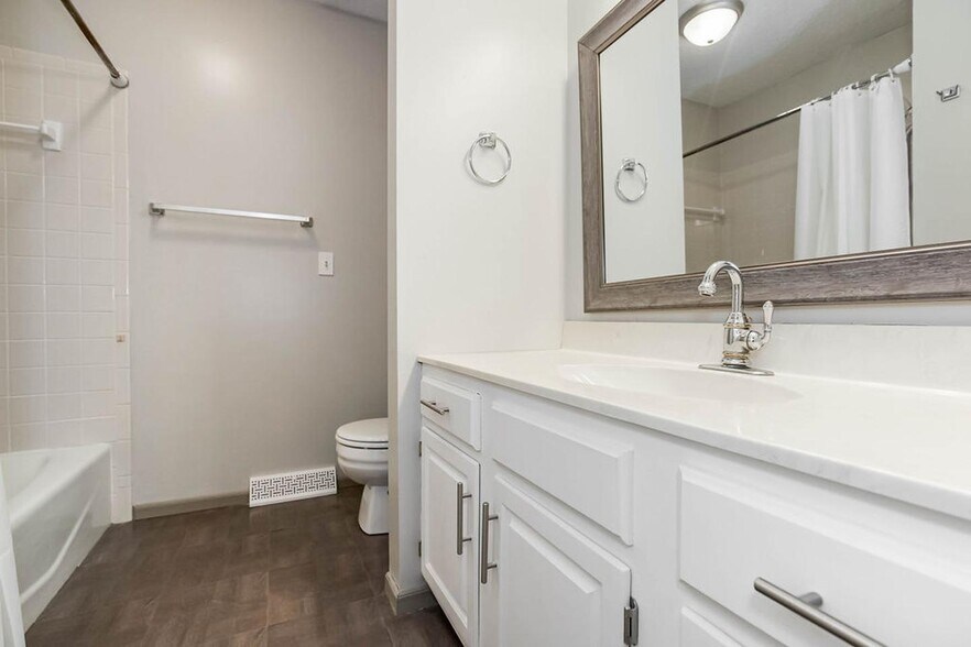 Building Photo - Stylish Independence Home by Glendale Park