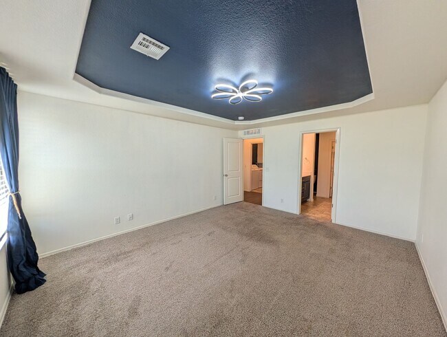 Building Photo - Chic 3 bedroom in Jenks with neighborhood park