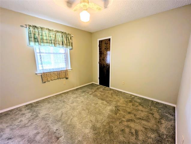 Building Photo - 2100 N Rough Creek Ct