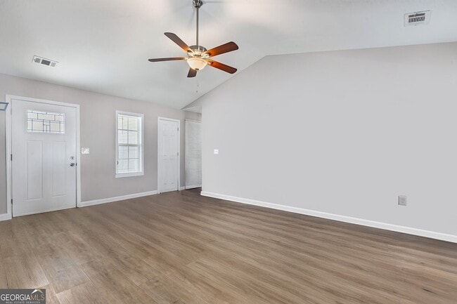 Building Photo - 5720 Crow Dr