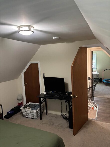 Building Photo - 49 Pierrepont Ave