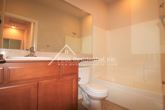 Building Photo - 2 br, 2 bath House - 200 Sun Shower Circle