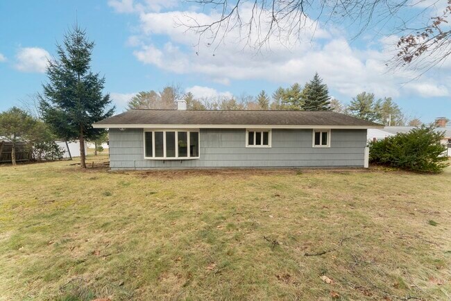 Building Photo - 57 Sloane Dr