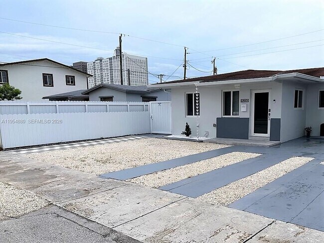 Building Photo - 11230 SW 5th St