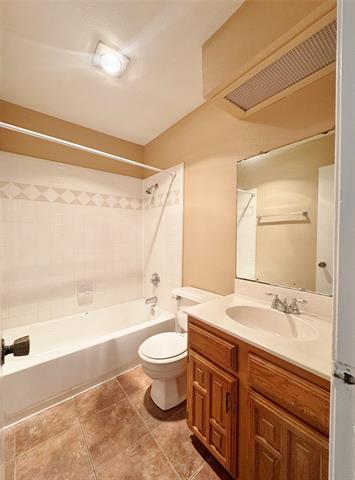 Building Photo - 1146 Meadow Creek Dr