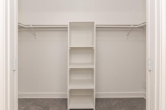 Building Photo - 16101 Emerald Estates Dr