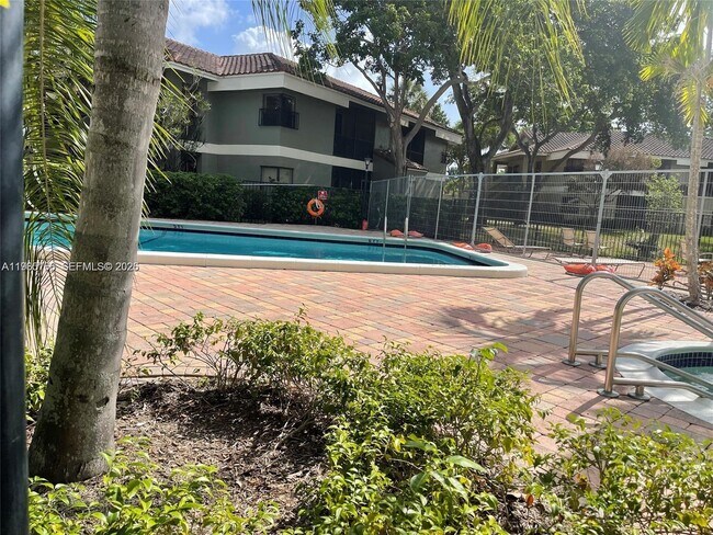 Building Photo - 2428 NW 49th Terrace