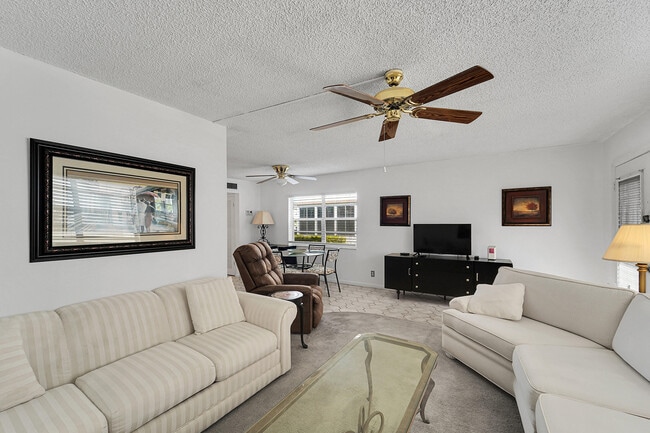 Building Photo - 407 Piedmont I