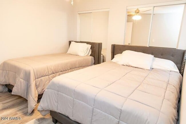 Building Photo - 1025 N Menze St