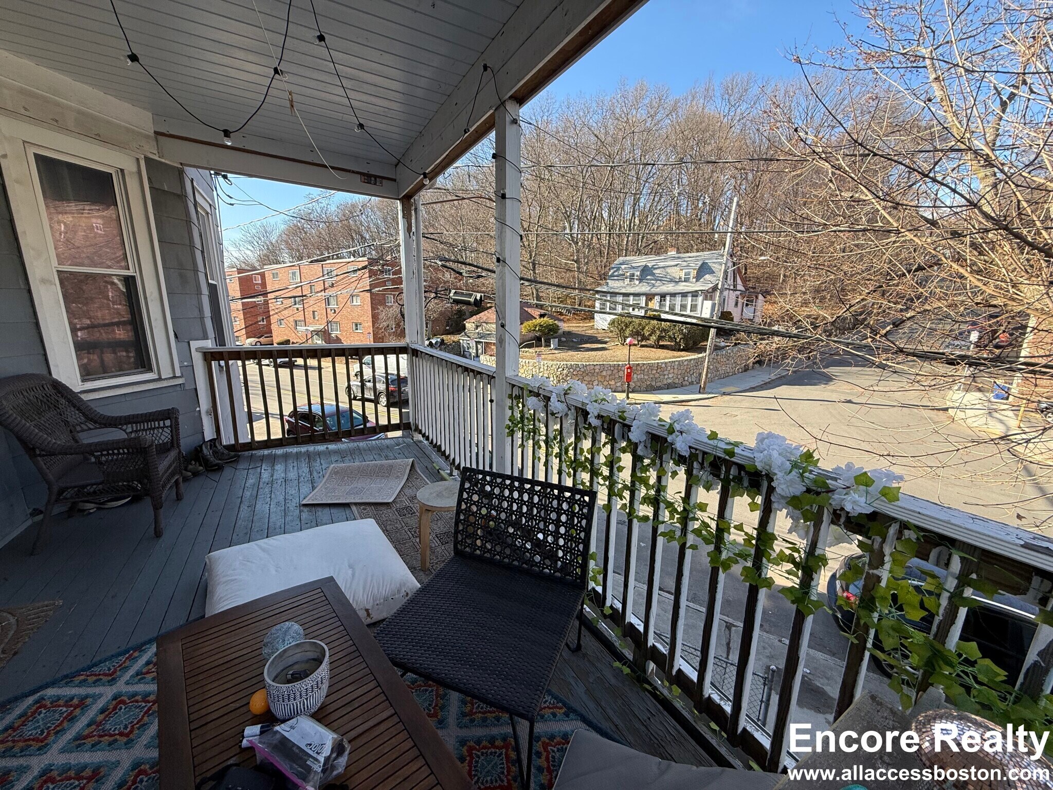 Building Photo - 331 Faneuil St