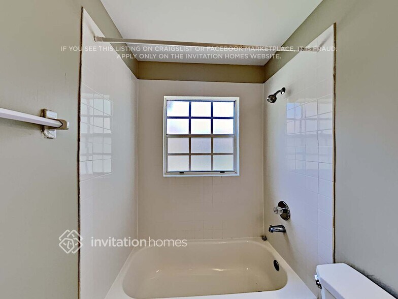 Building Photo - 13838 Elder Ct