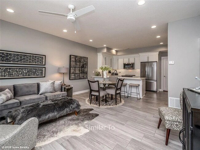 Building Photo - 2338 SE Sydney Ln