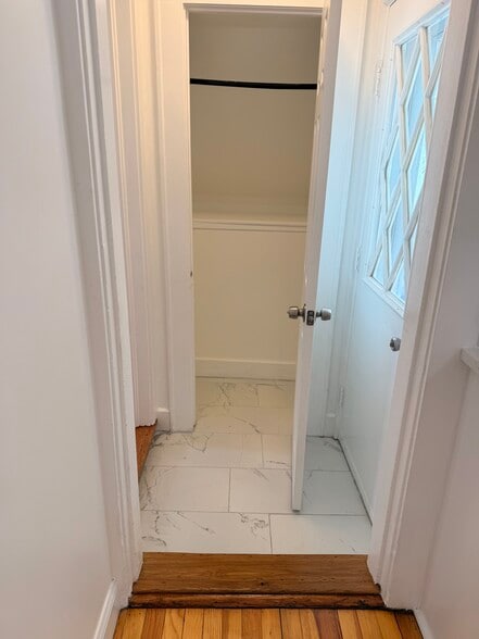 Building Photo - 30 Clark St