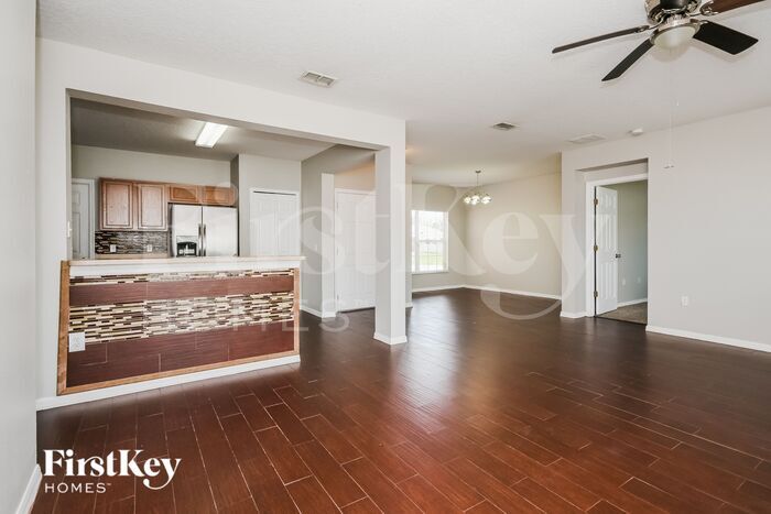 Building Photo - 958 Cumberland Dr