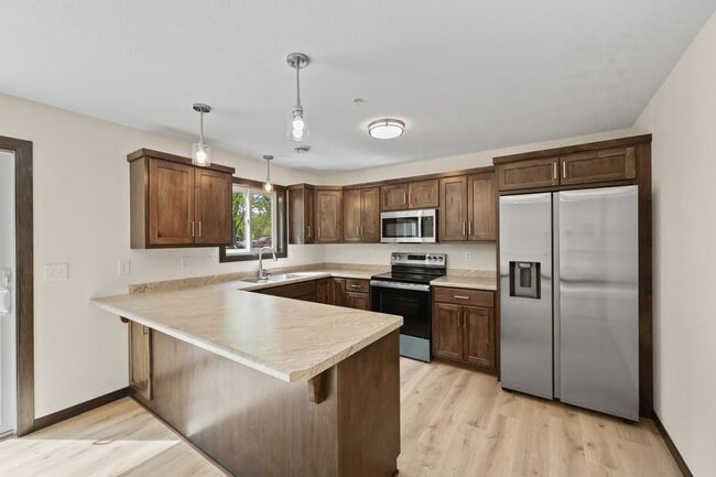 Building Photo - Brand New Townhome in Sartell!