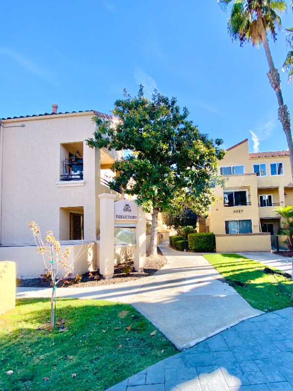 Building Photo - 3965 Nobel Dr