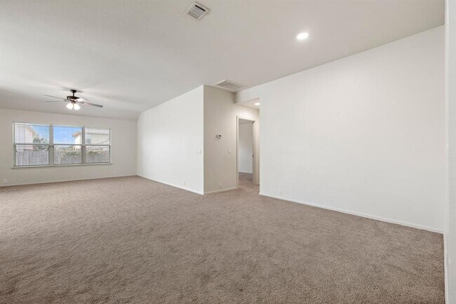 Building Photo - 225 King Elder Ln