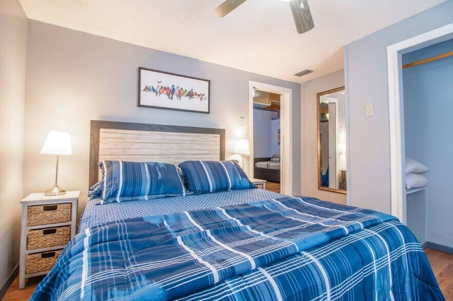 Building Photo - 1735 Grayson Dr