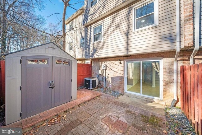 Building Photo - 14640 Endsley Turn