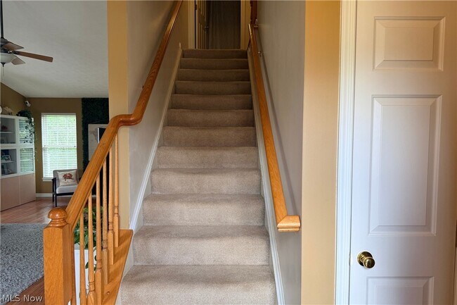 Building Photo - 167 Creekledge Ln