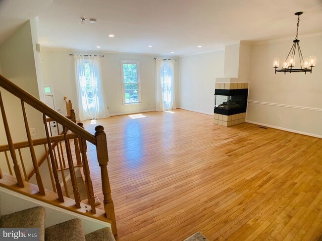 Building Photo - 10496 Courtney Dr
