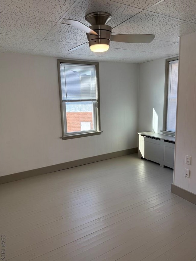 Building Photo - 1727 Scalp Ave