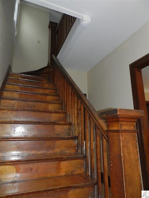 Building Photo - 3+ Bedroom / 2 Bath Single Family Home!