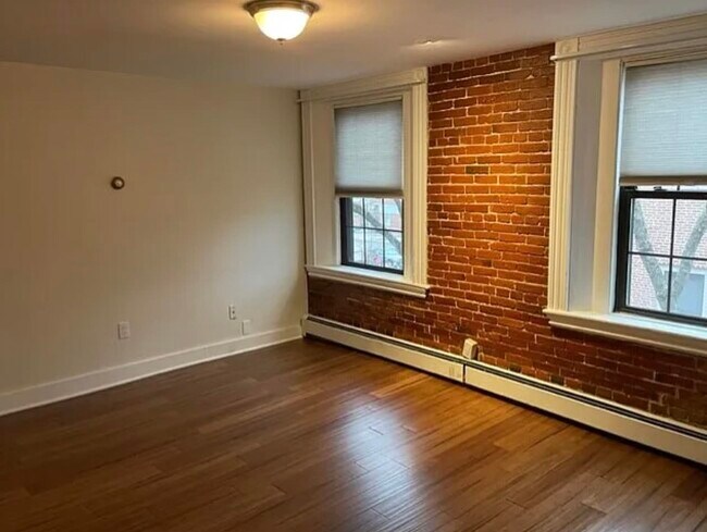 Building Photo - 388-392 Central Ave