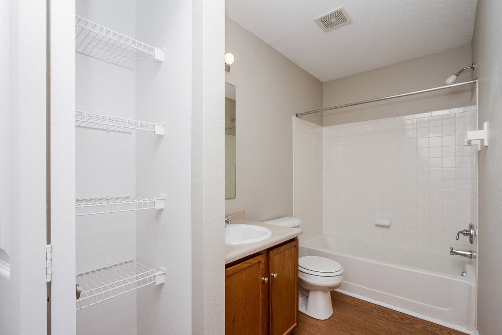 Building Photo - 1929 Orchid Bloom Dr