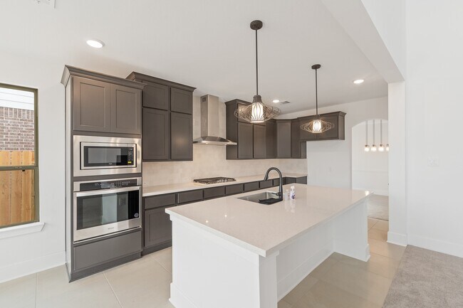 Building Photo - 21127 Coral View Dr