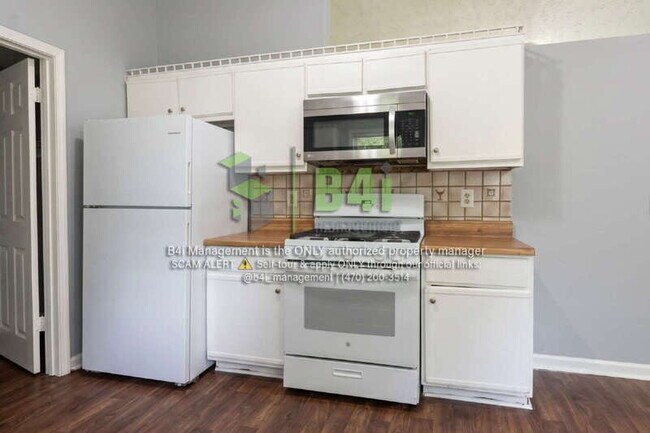 Building Photo - 10346 Wisteria Ln