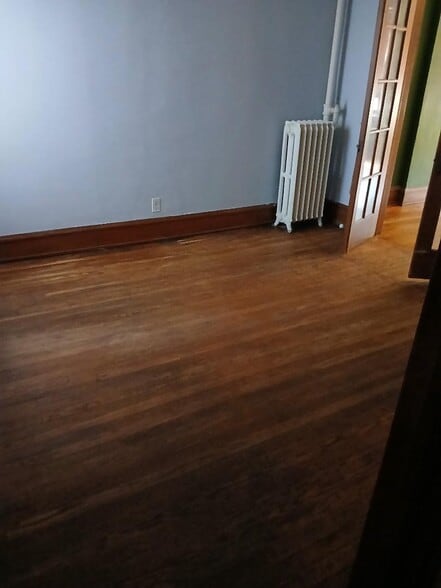 Living room - 206 N Kenilworth Ave