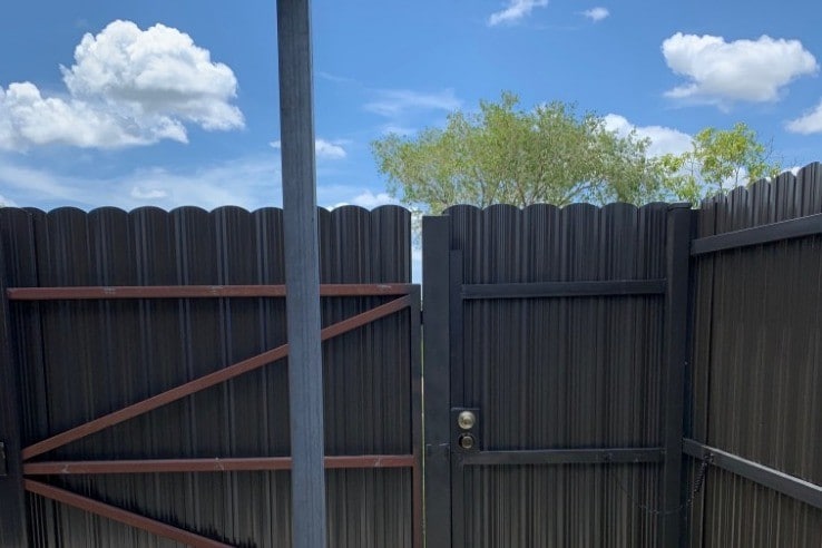 Private Gate Entrance - 13377 SW 43rd Ln