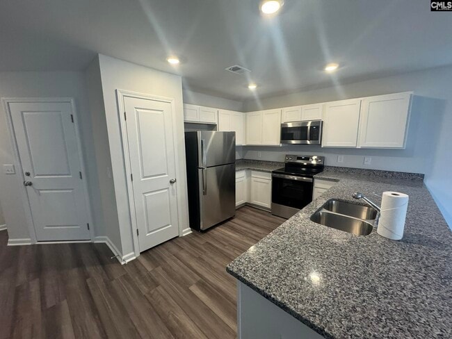 Building Photo - 4006 Monetta Dr