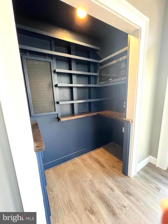 Building Photo - 7617 Old Plank Rd