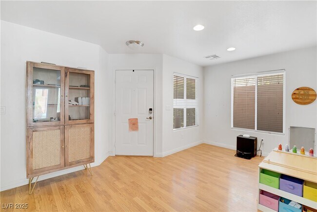 Building Photo - 9228 Freedom Heights Ave