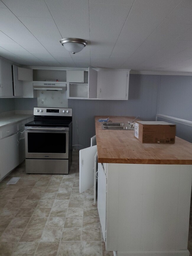 Building Photo - 4514 Sterling St