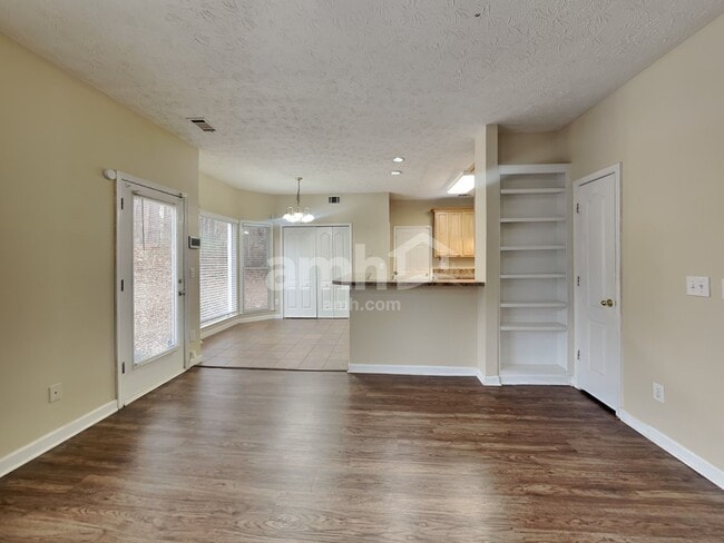 Building Photo - 7474 Clipper Cove