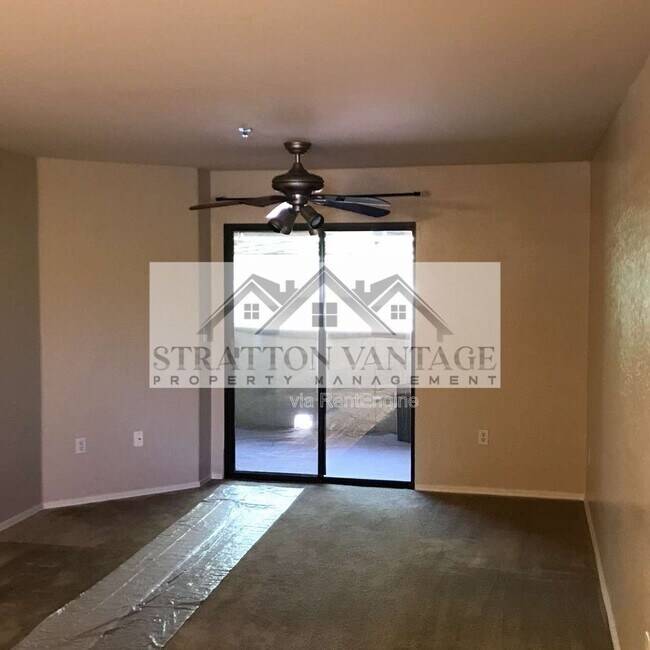 Building Photo - 1287 N Alma School Rd