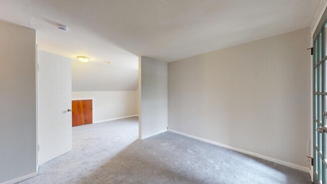 Building Photo - 3753 W 117th St